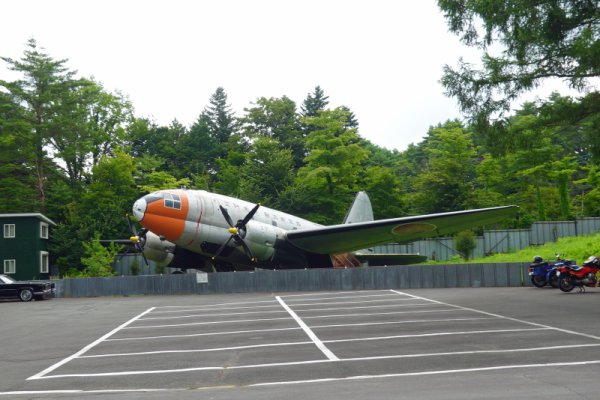飛行機：C-46カーチス