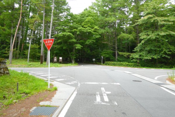 県道７０１号（林道滝沢線へ接続）