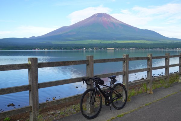 富士山が明るく