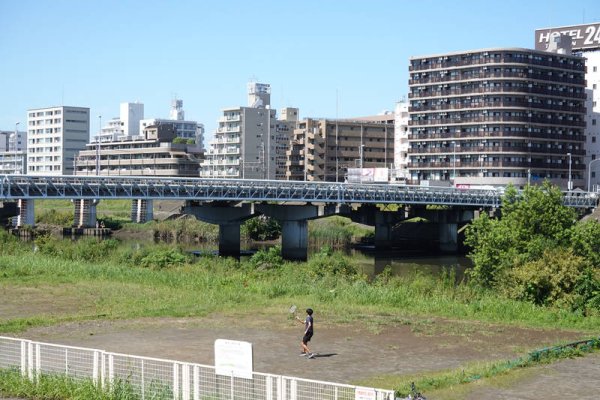 道：大綱橋