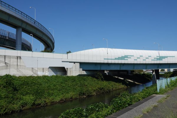 道：東名高速道路