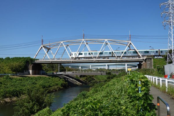 鉄：東急田園都市線鉄橋