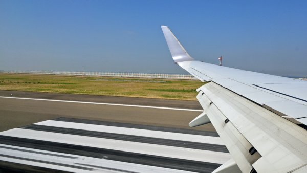 JAL201便：着陸