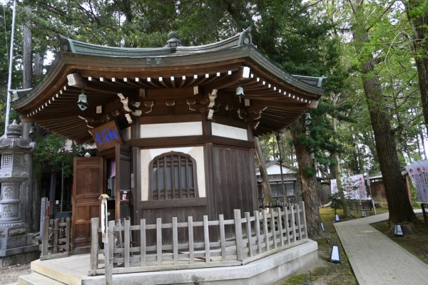 豊川稲荷：納付堂