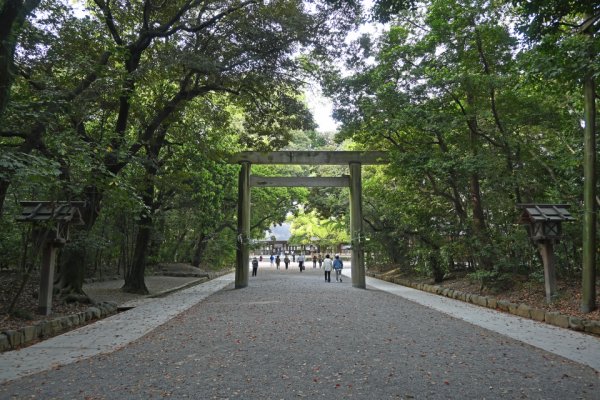 熱田神宮：三の鳥居