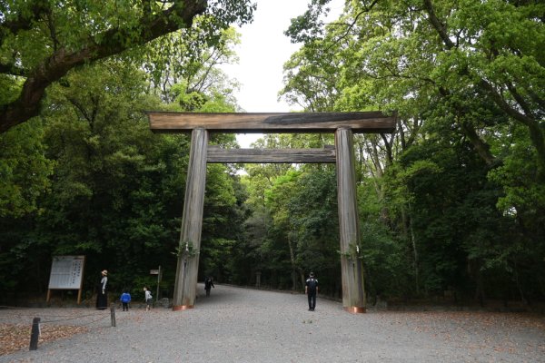 熱田神宮：南門