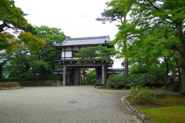 久保田城：一の門