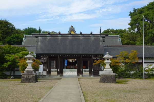 秋田県護国神社(2)：神門