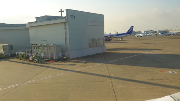 JAL161便：スポットにて