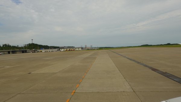 JAL161便：エプロンへ