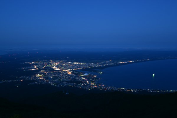 釜臥山：むつ死の夜景