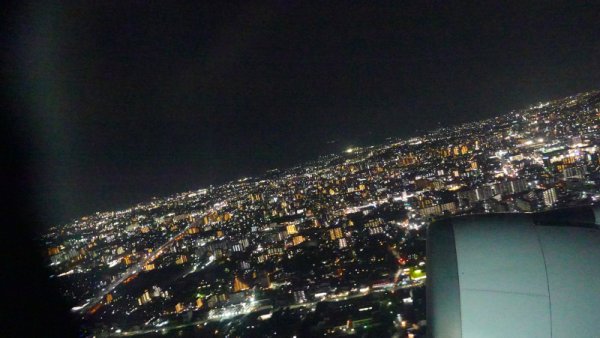 ＪＡＬ330便：福岡の夜景