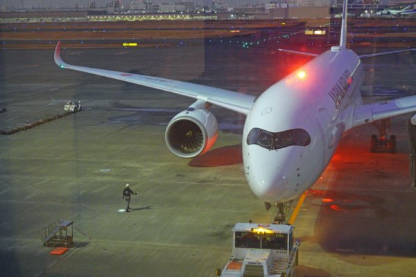 JALラウンジから