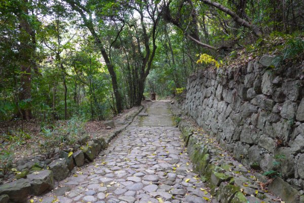 石垣＆石畳の下り