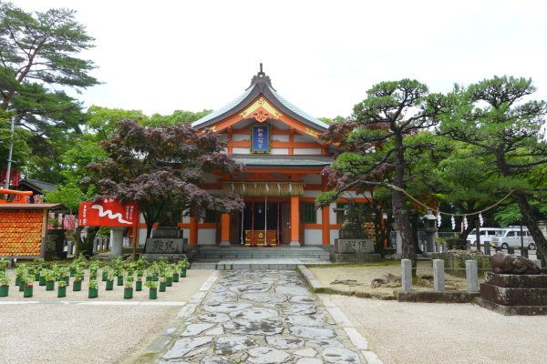 紅葉八幡宮