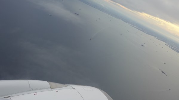 JAL303便：離陸後の東京湾