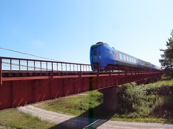 根室本線札内川橋梁(2)