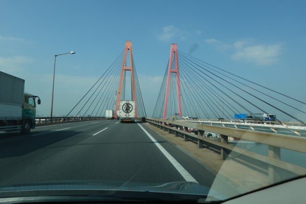 伊勢湾岸道路：名港西大橋