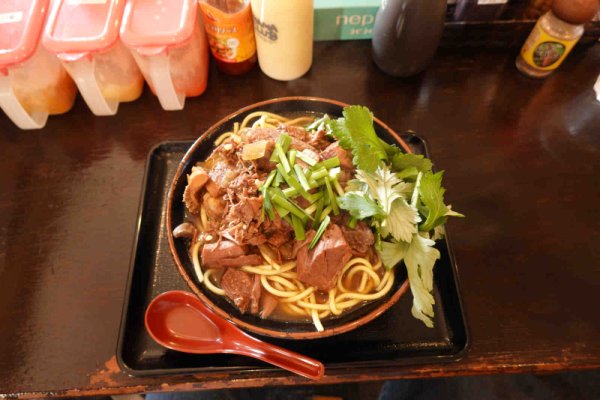 １日目の夕食：牛そば