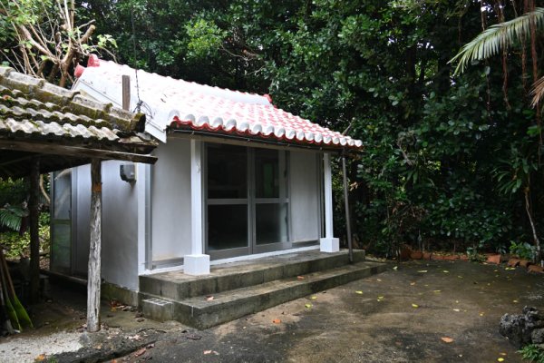 久高島：大里家