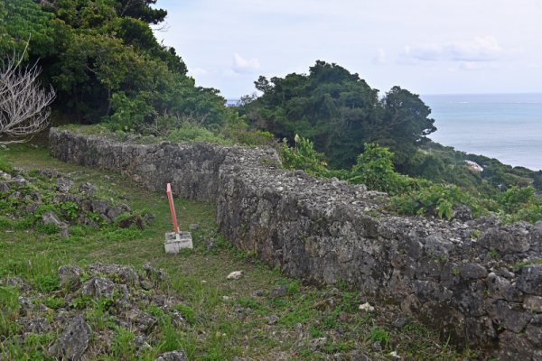 知念城跡：南側