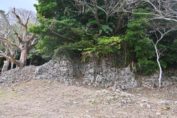 玉城城跡：入り口