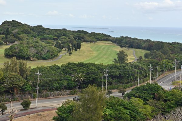 玉城城跡：久高島
