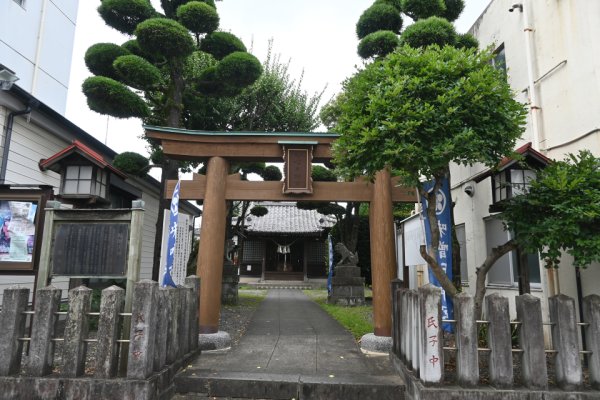 味噌天神(1)：鳥居