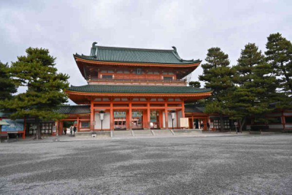 平安神宮：応天門