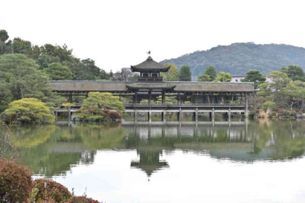 平安神宮：泰平閣（橋殿）