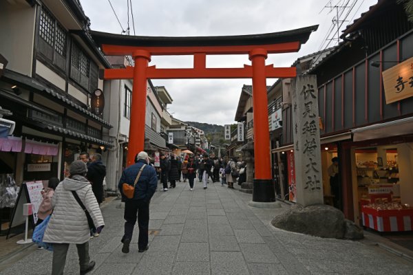 伏見稲荷：裏参道の鳥居