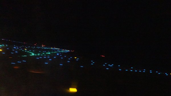 JAL922便の機内から：離陸