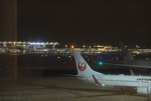 羽田空港：JALラウンジ