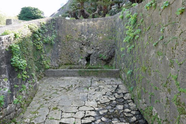 寒水川樋川（スンガーヒージャー）