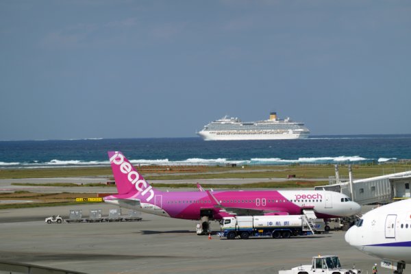 那覇空港(2)：展望デッキから