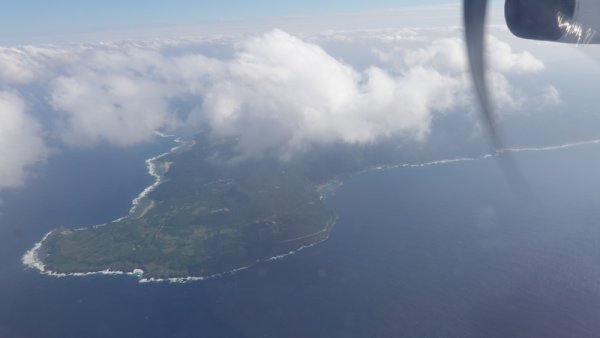 RAC815便の機内から：辺戸岬