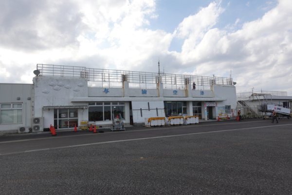 与論空港：ターミナル