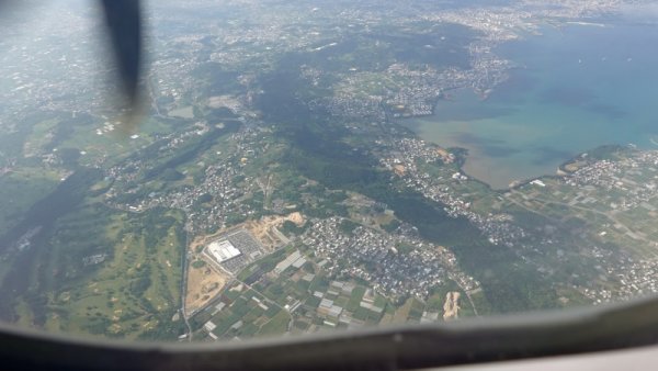RAC816便の機内から：南城市
