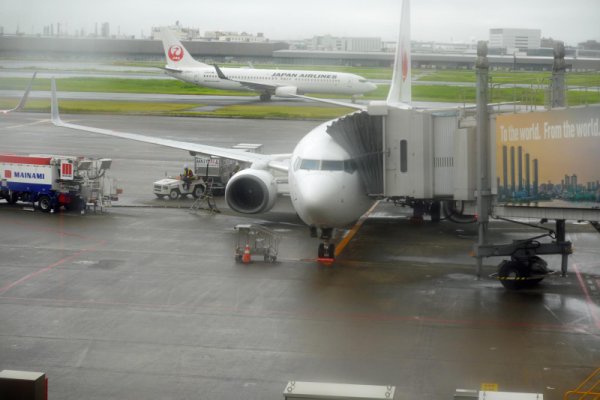 羽田空港：搭乗待合室