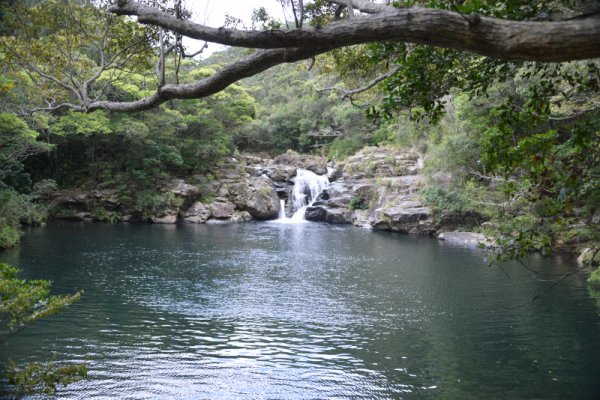 安波のタナガーグムイ(2)：近くの湖