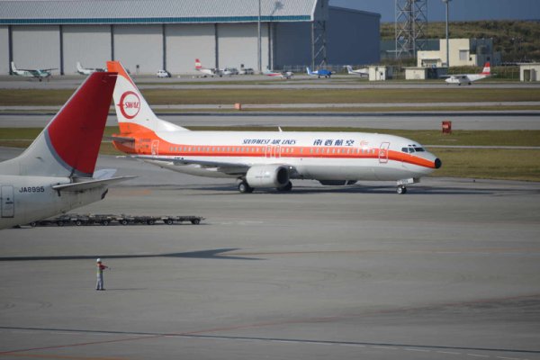 那覇空港(2)：SWALジェット