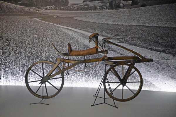 シマノ自転車博物館：ドライジーネ