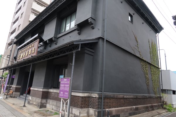 小樽歴史的建造物(6)：旧塚本商店