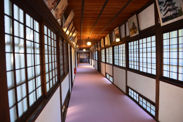 高松城跡(14)：披雲閣の廊下
