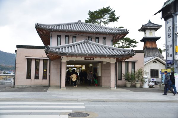 琴平駅(1)：琴電
