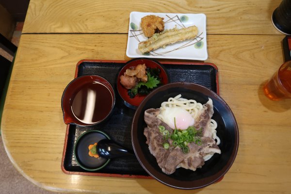 高松市の街並み(2)：１日目の夕食