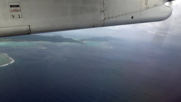 RAC834便の機内から(5)：平久保崎
